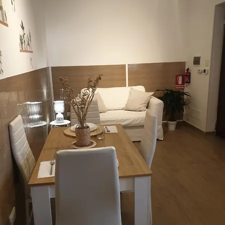 La Petite Maison